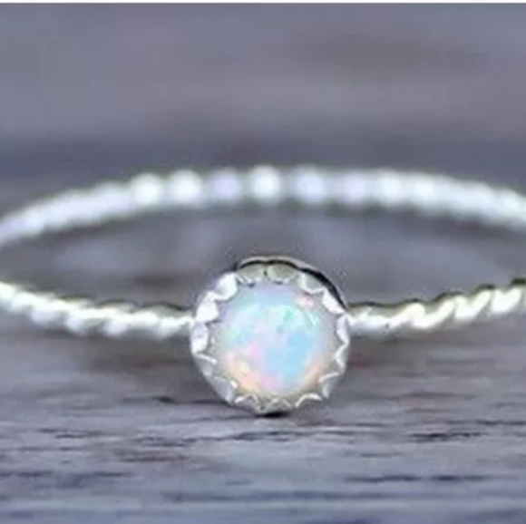 925 Silver Opal Ring - Picture 2 of 5
